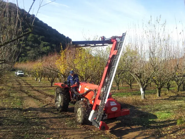Mecanización en huerto frutal